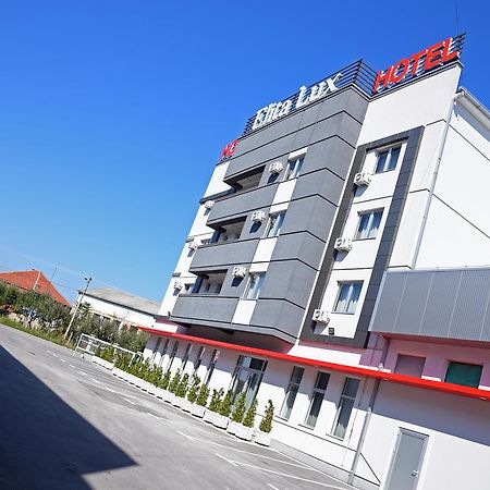 Garni Uni Elita Lux Hotel Ni Kültér fotó
