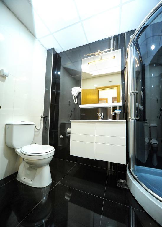 Garni Uni Elita Lux Hotel Ni Szoba fotó