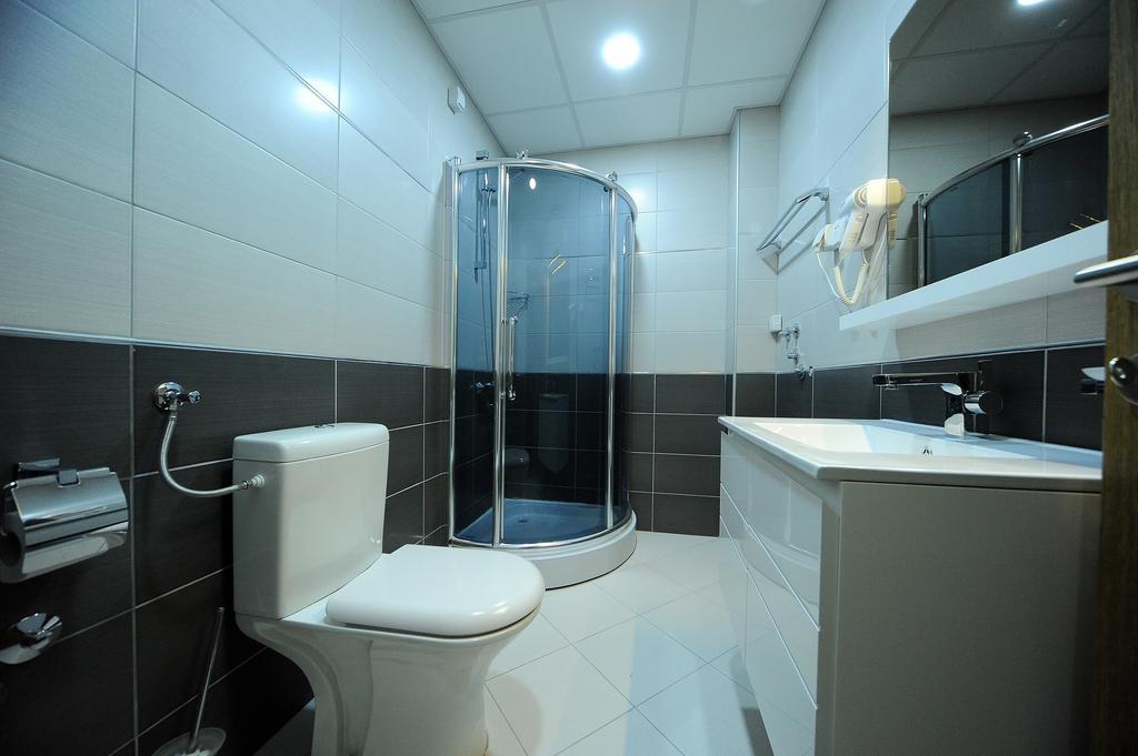 Garni Uni Elita Lux Hotel Ni Kültér fotó