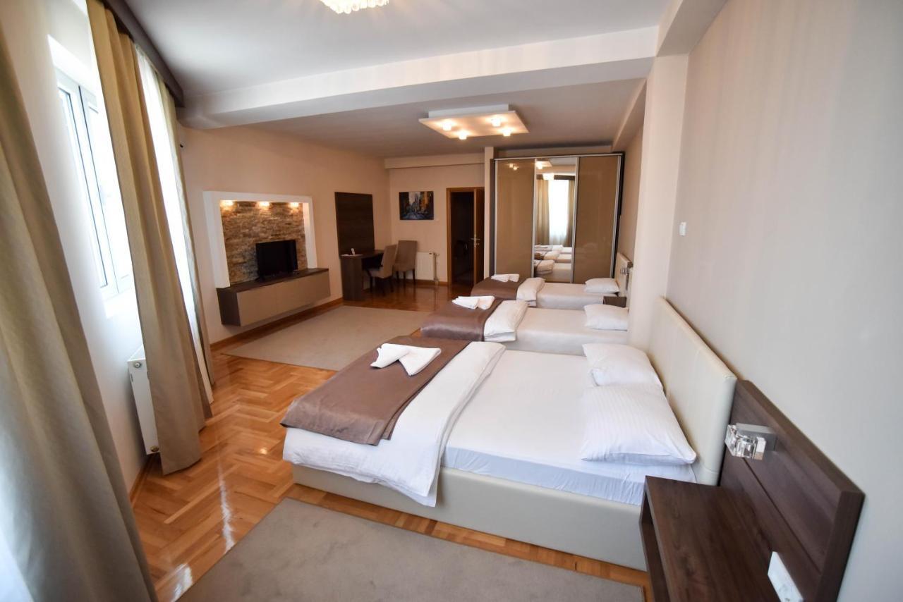Garni Uni Elita Lux Hotel Ni Kültér fotó